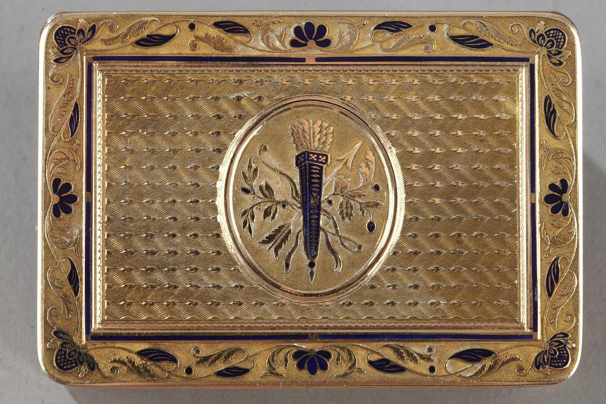 Gold snuffbox and music box by Georges Remond et Compagnie